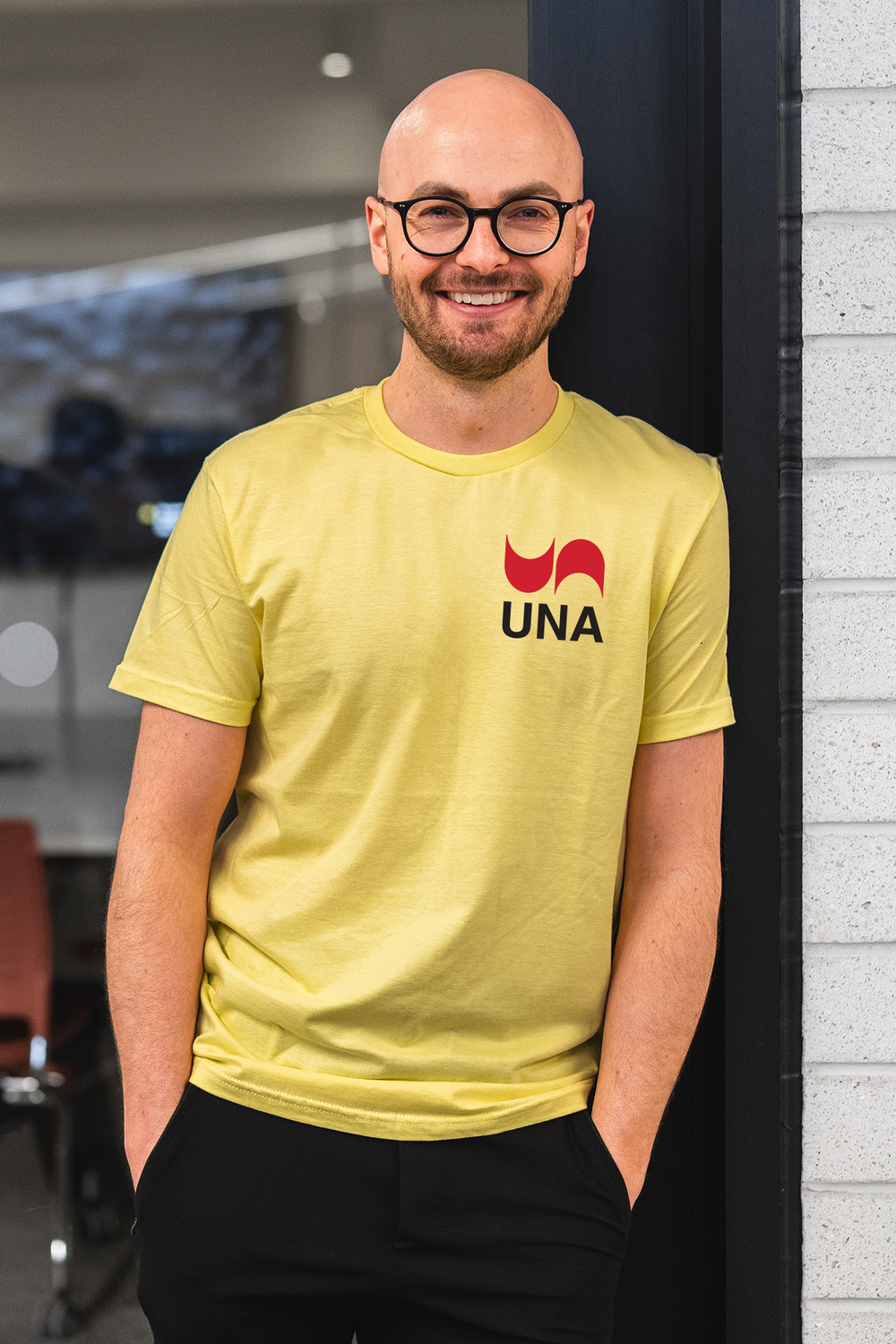 UNA Official Logo - Essential Shirt