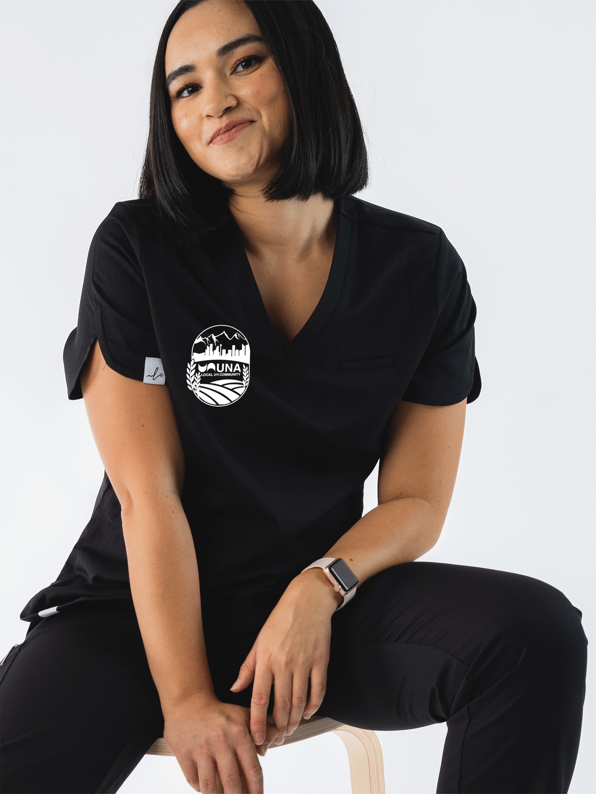 UNA Local 211 Store - Rosa Scrub Top