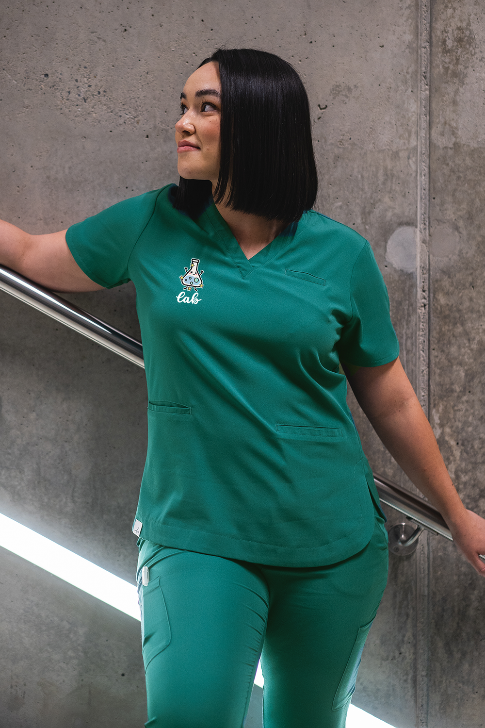 Kawaii - Rosa Scrub Top