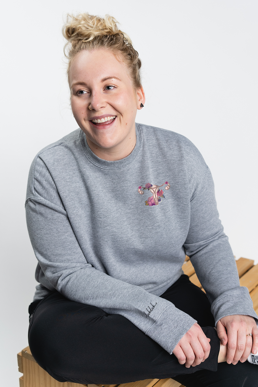 Floral Sketch - Pocketed Crew Sweatshirt