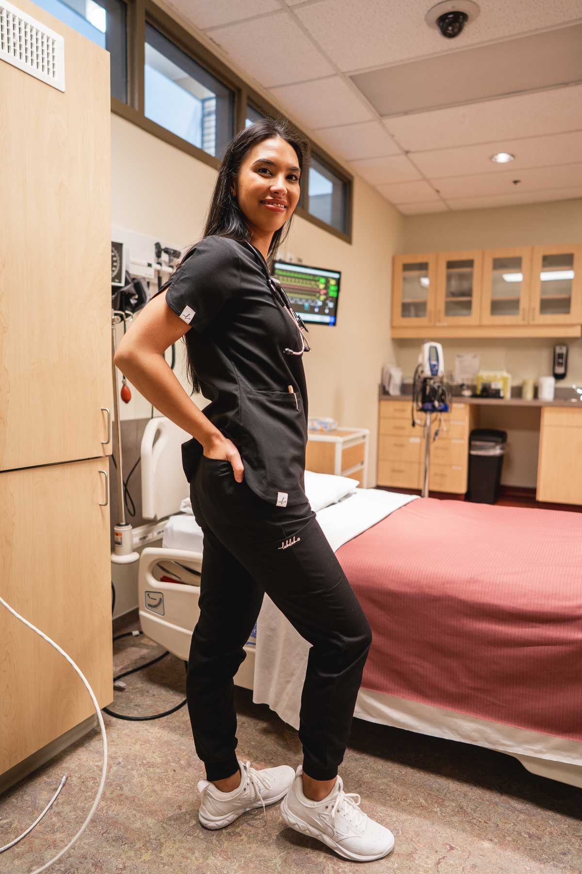 Rosa Scalloped Scrub Top - Lubdub Apparel